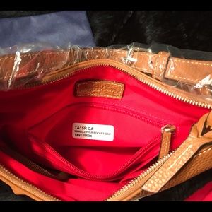 Dooney & Bourke Bags - DOONEY & BOURKE Purse Dooney & Bourke Bags - DOONEY & BOURKE Purse